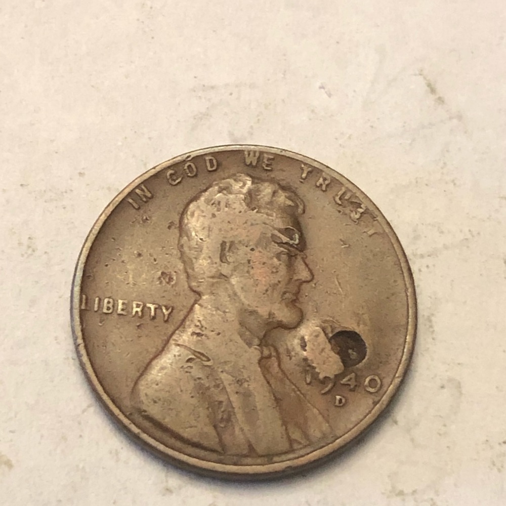 1940 Penny D Mint Mark Error In Trust And Hole In Coin Front And Back Of Coin